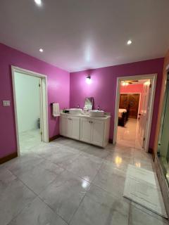 Private Executive Master Suite - Parham, Antigua - 2