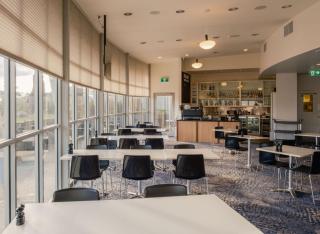 Mantra Hobart Airport - 4