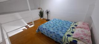 Apartamento cómodo, entrada independiente, parking moto - 2