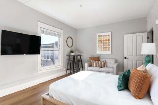 Boutique Studio w Kitchen Sleeps 3 in Gaslamp - 3