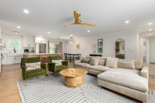 Casa Gia- Quiet Luxury Biltmore Area - Heated Pool - 3