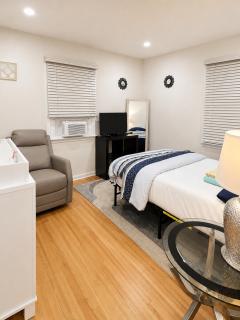 Modern 2 bed Apt-15mins to World Cup Stadium-30mins NYC - 5