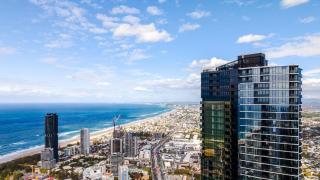 The Star Residences Luxe 2BR, Pool, Gym & Sauna - 4
