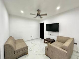 Extraordinario departamento con alberca y jacuzzi - 8