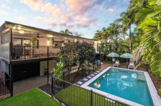 Tropical Poolside Studio - 5