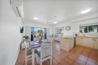 Waterfront Apartment Near City, Stadium & Ferry Townsville - 0