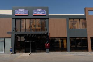 Howard Johnson by Wyndham Riyadh Al Nasiriyah - 9