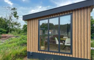 Nice Home In Oude Pekela With Wifi - 3