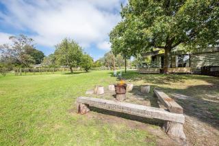 Wattlewood - Mid Century Chic with Outdoor Serenity & Pet friendly. - 8
