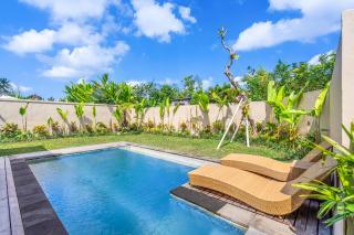Private Pool Villa With Garden View Near Ubud - 2