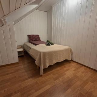 Stay right in the heart of Haugesund city centre 3 Top etasje - 5