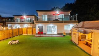 Yeongheungdo jeongwonstay - 2