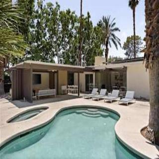 Mid-Century Villa w Pool Near El Paseo Shopping - 0