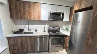 Modern Condo in Central Downtown - 5