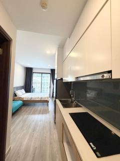 Functional Studio Saigon Royal Hana Apart - 9