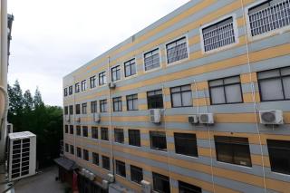 IU Hotel Shanghai Jiaotong University Jiangchuan Road Metro Station - 2