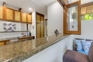 Surya Villa 1 - On Four Mile Beach - 3