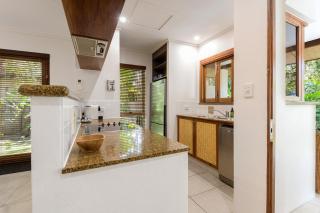 Surya Villa 1 - On Four Mile Beach - 2