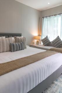 Title Serenity 1-Bedroom Suite with Balcony by TVC D216 - 7