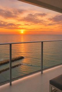 12th Floor Oceanfront Condo -Grand Bay Manta - 7