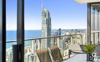 Circle on Cavill 4 Bedroom Stunning Sub Penthouse - 7