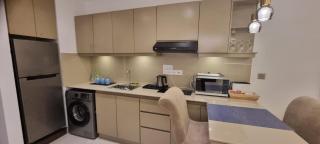 Ocean Breeze Sea View Luxury Apartments - 4