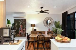Resort Retreat in Mundingburra | Pool, BBQ - 1
