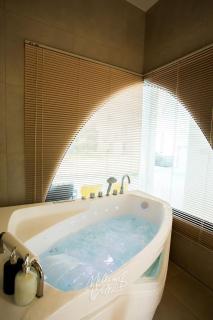Riverside Pool Villa Retreat - 5BR - 4