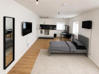 Modern Studio Tüßling - 0