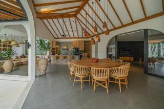 Rumah Gemuruh - Luxury 5BR Ubud Villa, Large Pool, Tropical Views - 7
