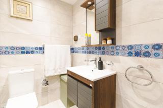 Modern City Studio Apartment in Harmonia Residence, Airport West, Accra - 3