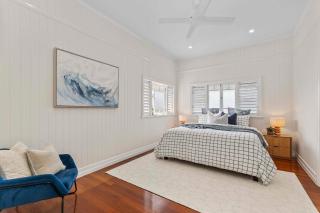 Coastal Corner | Poolside Retreat on The Strand - 2