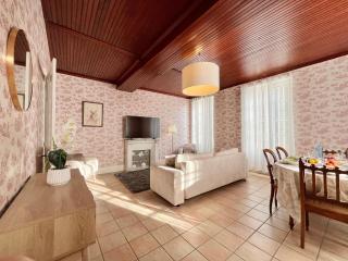 Maison de maître Idéal Famille et Groupe d'Amis - Escale Mariage - Séjours prolongés en Puisaye - Guédelon à 25 min - Château de St Fargeau - Commerces du centre à 5 min à pied - 9