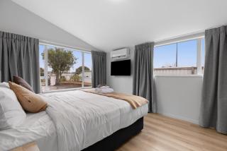 Brookside Residence - 1