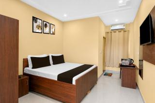 Townhouse Defence Colony Noida - 8