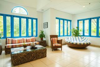 Microtel by Wyndham Puerto Princesa - 4