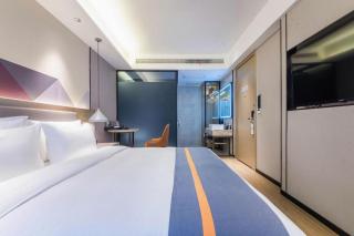Borrman Hotel Chongqing Auto Expo Sanya Bay Light Rail Station - 6