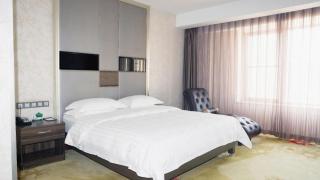 Beijing Ruyi Business Hotel - 1