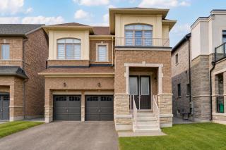 Very Modern New Luxury House in RichmondHill - 6