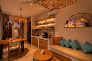 NEW! Terre & Mer - 1BR Villa in Berawa - 4