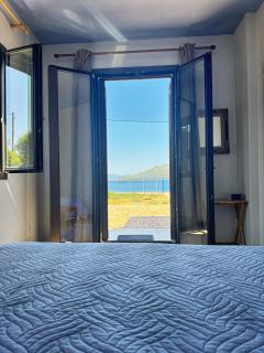 Maria's Seafront Villa - 4