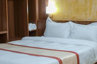Batika Resort Sauraha - 2