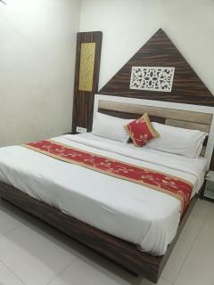 HHR stay near golden temple - 7