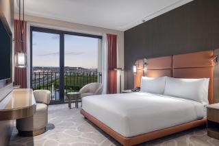 Hilton Istanbul Airport - 4