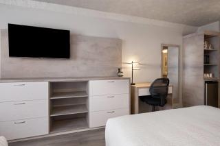 Travelodge by Wyndham Drummondville - 1