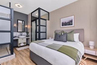 Sunny Premium Stay - Family & Business Ready - 9