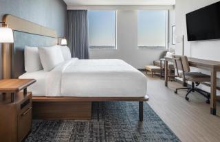 Homewood Suites By Hilton Surrey - 8