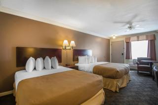 Quality Inn & Suites High Level - 7