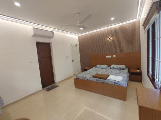 Orient Glory Metro Luxe Stay Lulu Mall Vicinity - 5