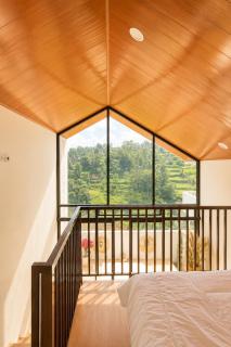 Villa With Jacuzzi, Damar Ningrum 3 - Tutugan - 4